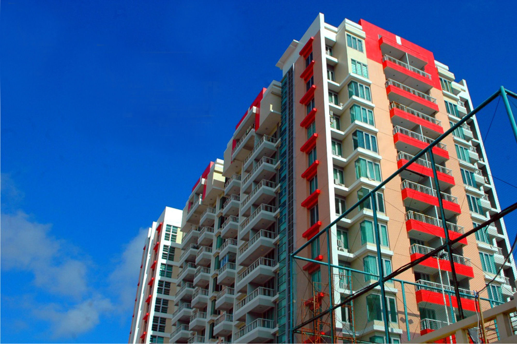 Ruby Tower Condotel Apartemen
