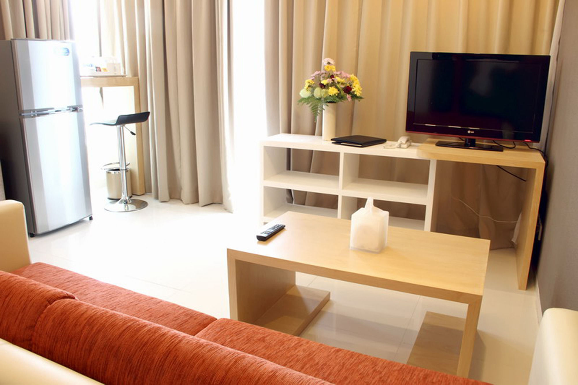 Ruby Tower Condotel Apartemen *