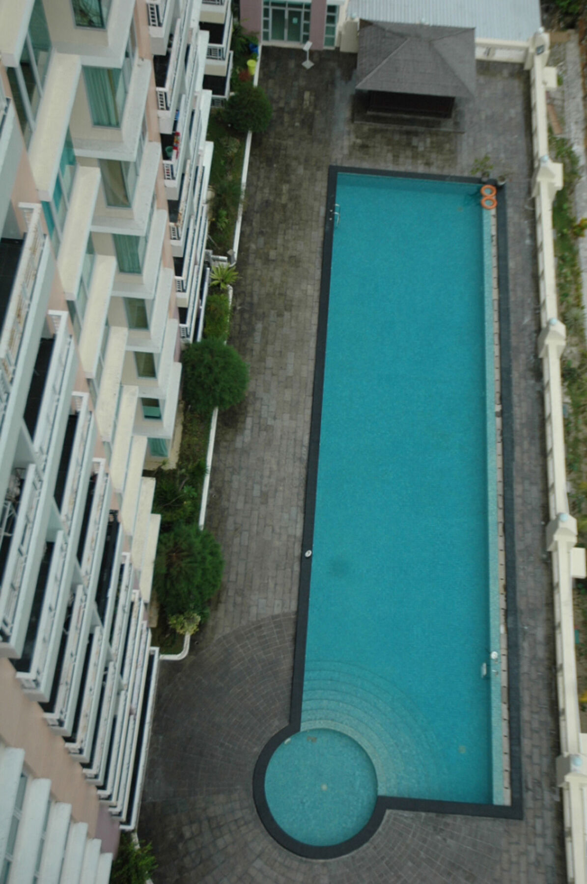 Ruby Tower Condotel *